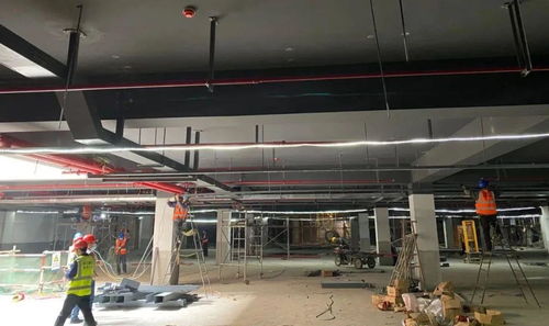 搶干快干抓精品｜江東毛店項(xiàng)目完成地下室安裝樣板多方評(píng)審，建筑物電力系統(tǒng)安裝穩(wěn)步推進(jìn)